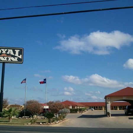 Royal Inn Pearsall Zewnętrze zdjęcie